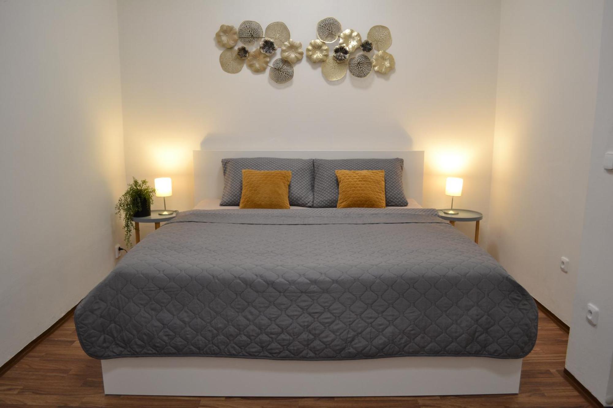 Apartman U Fontany 波杰布拉迪 外观 照片